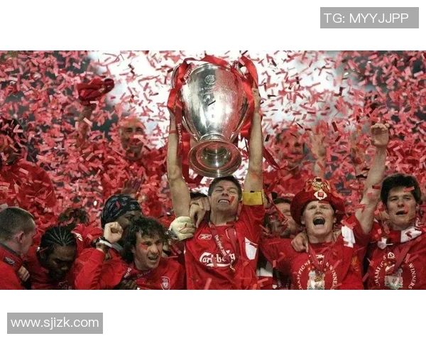 足球场上红色球星的传奇之路与不朽荣光